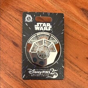 Star Wars Chewbacca Millennium Falcon Cockpit 3D Enamel Pin LE 3750